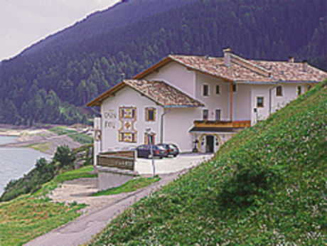 Garni Froy